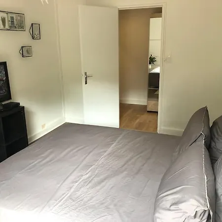 Le Pompidou 3 Pieces A 2 Min De La Gare Apartment