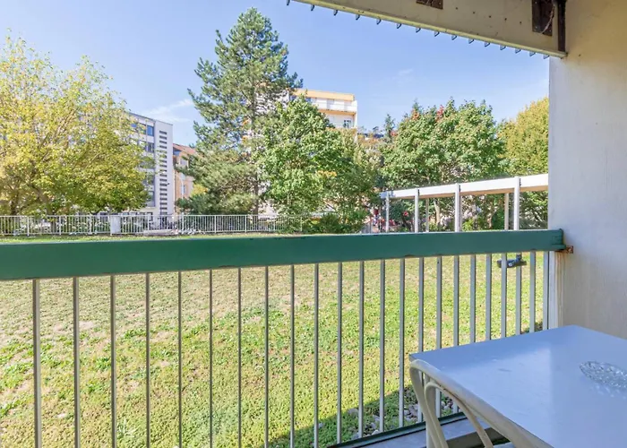 Le Pompidou 3 Pieces A 2 Min De La Gare Апартаменты